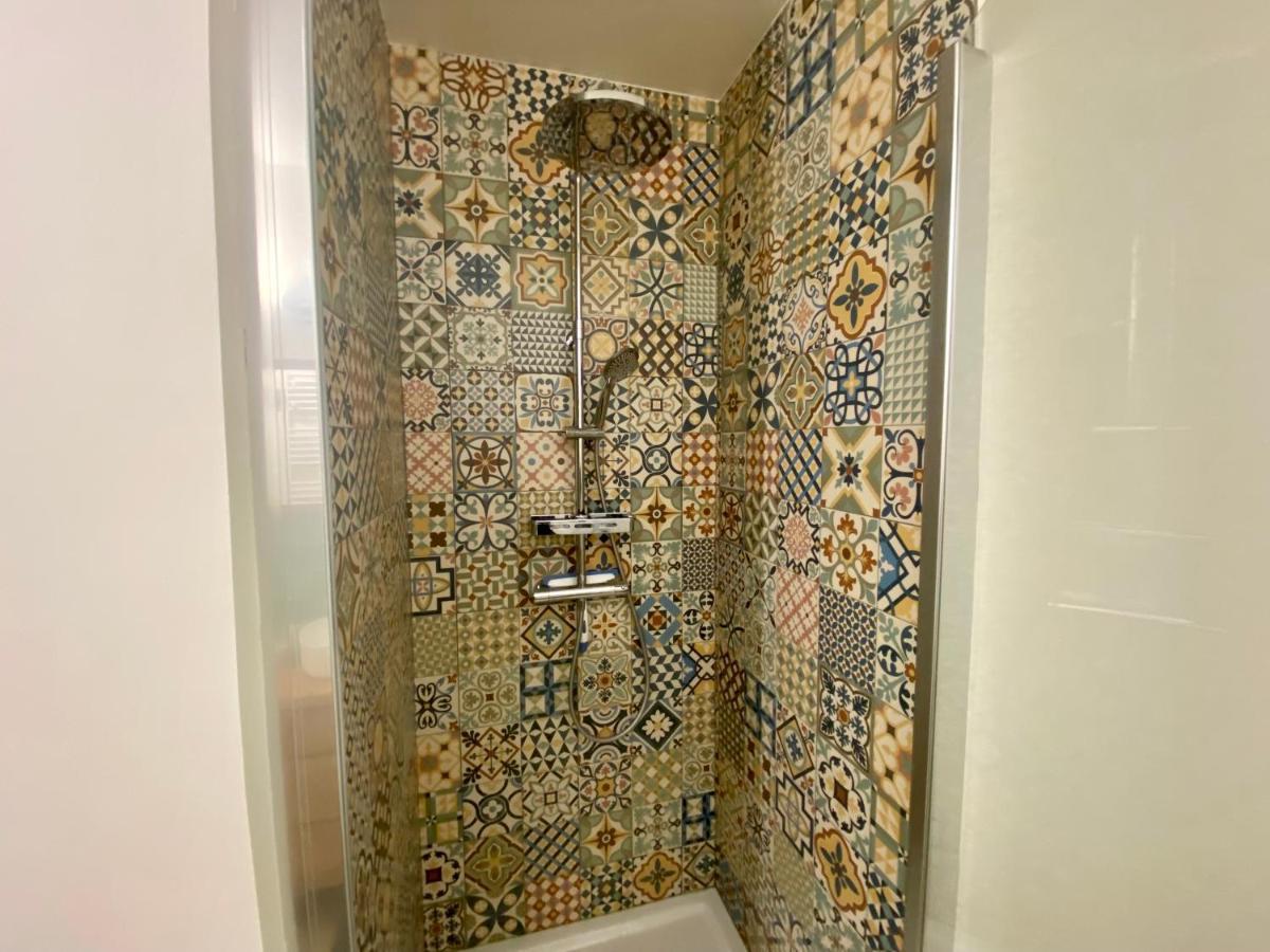 روان Agreable Maison De Ville Sur Trois Etages المظهر الخارجي الصورة
